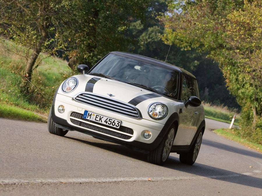  Mini Cooper D 2007 года  (фото 16 из 35)